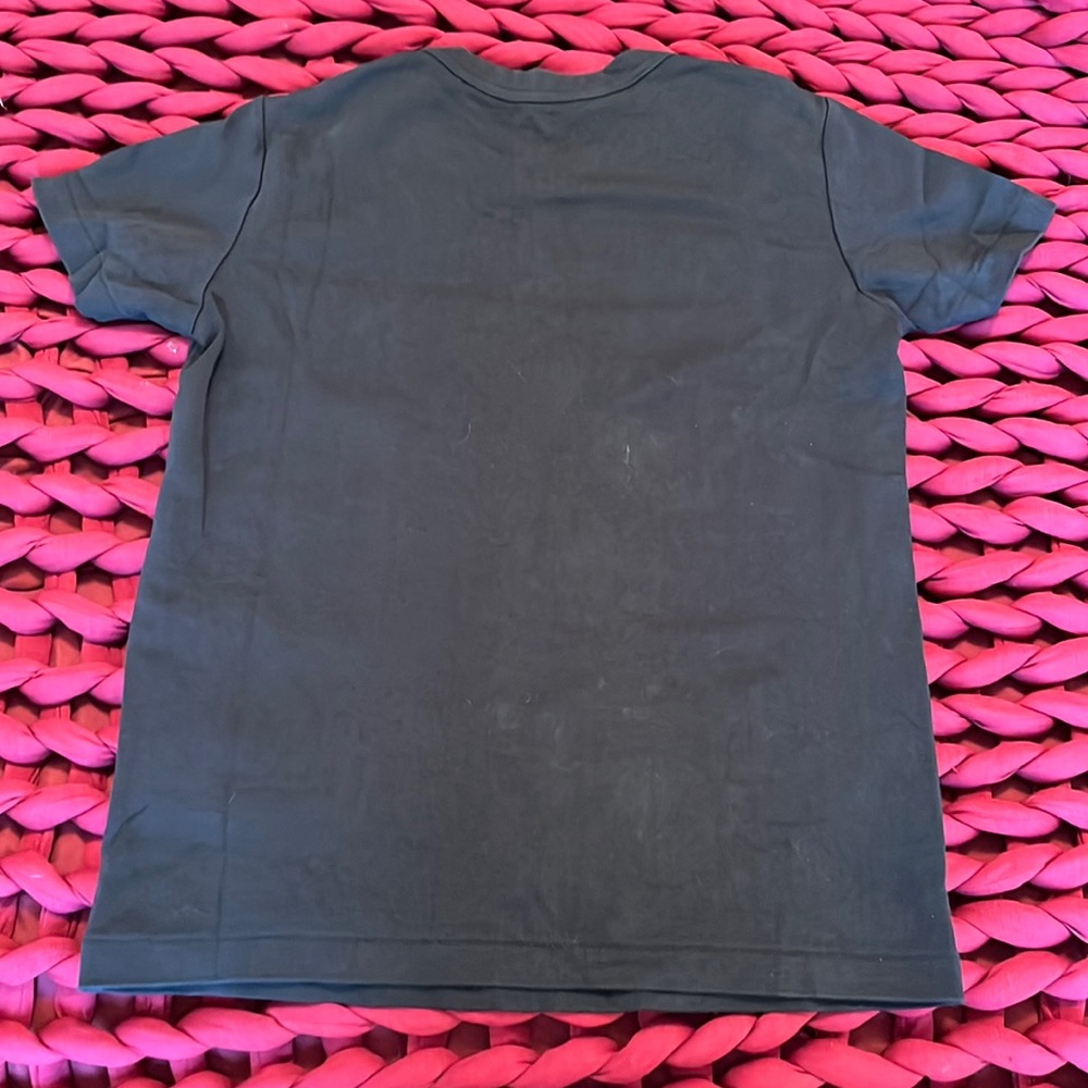 Uniqlo Basic Tee - Picture 3 of 3